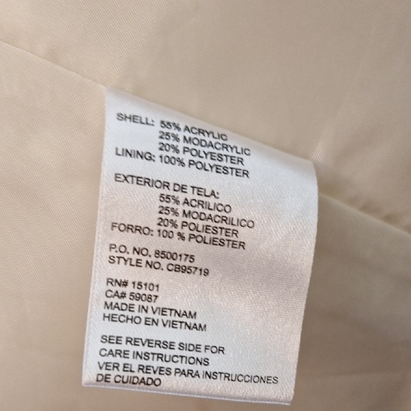 Cream Teddy Jacket, Faux Fur, Oversized Celebrity Pink Sz 4, NWT - Picture 11 of 12